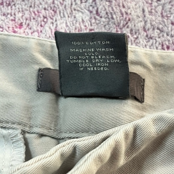 2 pair Ann Taylor & LOFT cuffed chino shirts black and beige - Picture 8 of 16